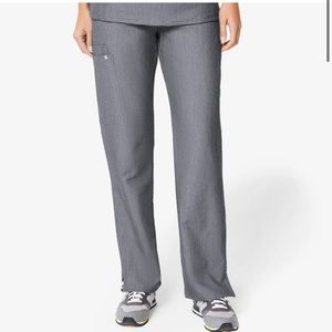 Figs Kade Cargo Scrub Pant in Graphite